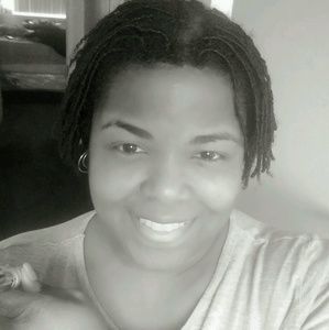 Meet your Posher, Carlotta